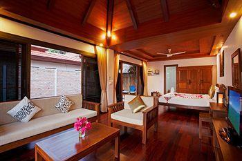 Byg Grand Beach Front & Sea View @ Panwa Beach Exterior foto